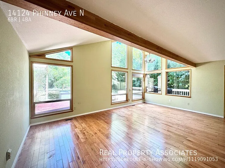 14124 Phinney Ave N — Photo 10