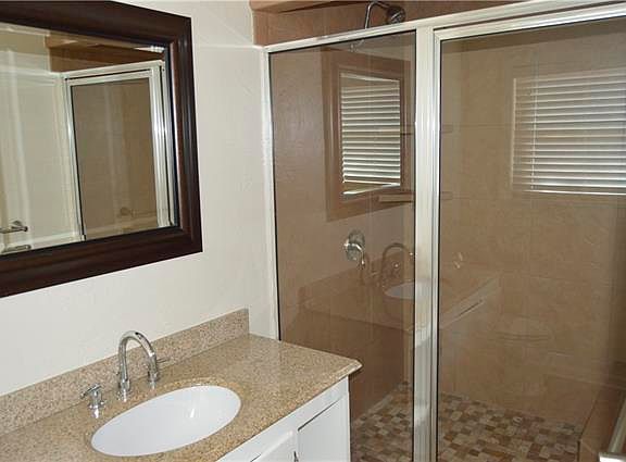 3rd image of 1910 Mimosa Dr