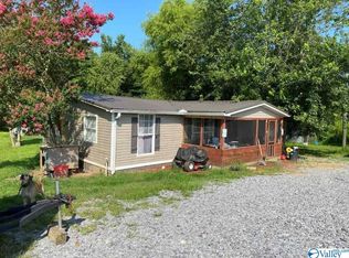 3202 Turnpike Rd, Albertville, AL 35950