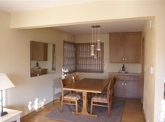 4th image of 7220 Hillcrest Dr