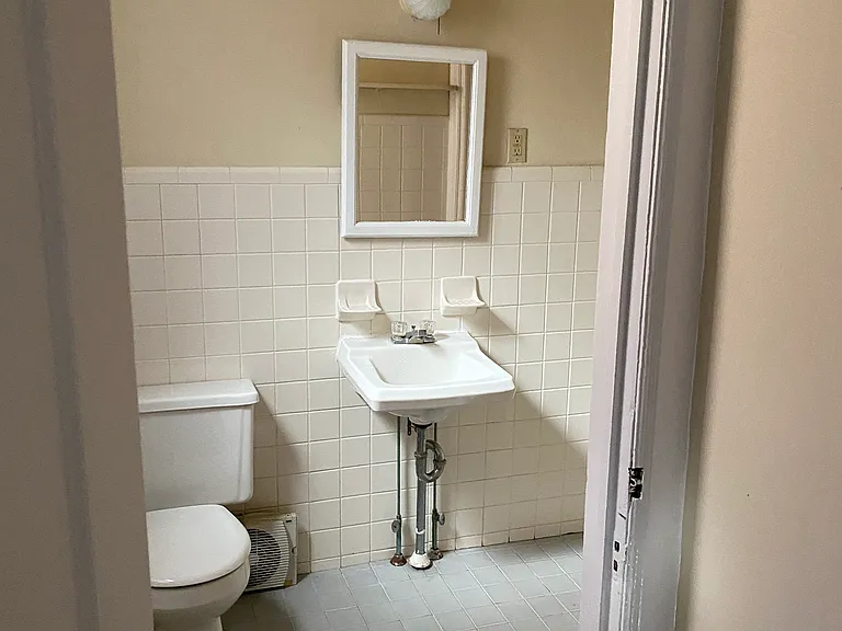 522 S 46th St #1 — Photo 26