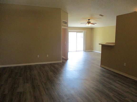 4th image of 9551 N Watershed Dr