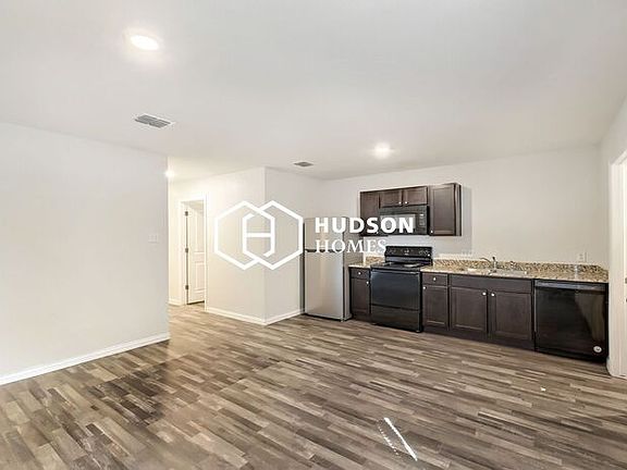 5th image of 930 N 10th St Unit A