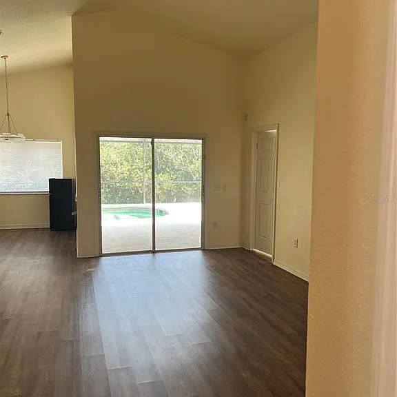 226 Hillcrest Dr — Photo 4