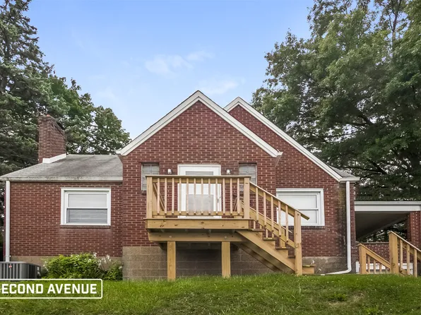 1900 Hankins Dr, McKeesport, PA 15135
