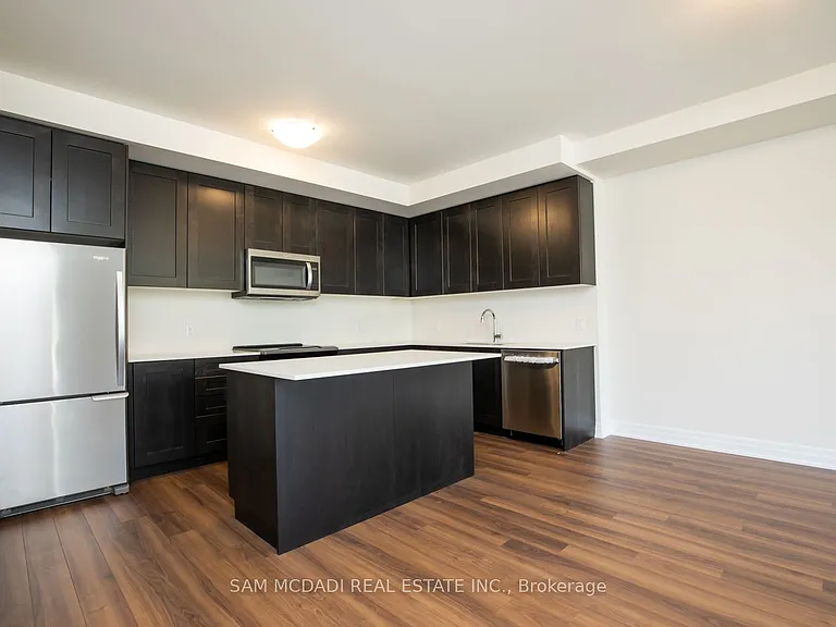 1180 Cawthra Rd #102 — Photo 5