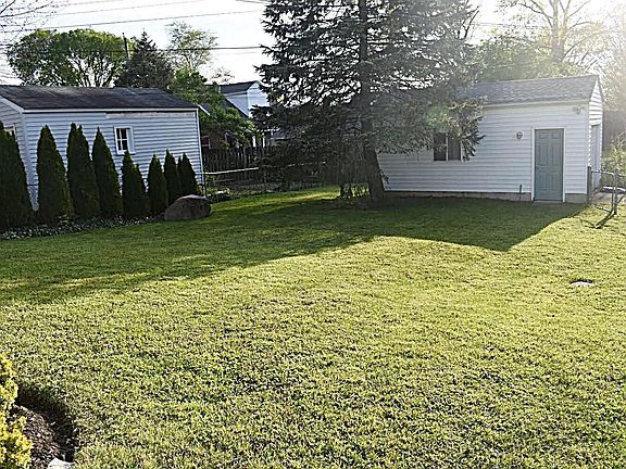 5th image of 4489 Sellers Ave
