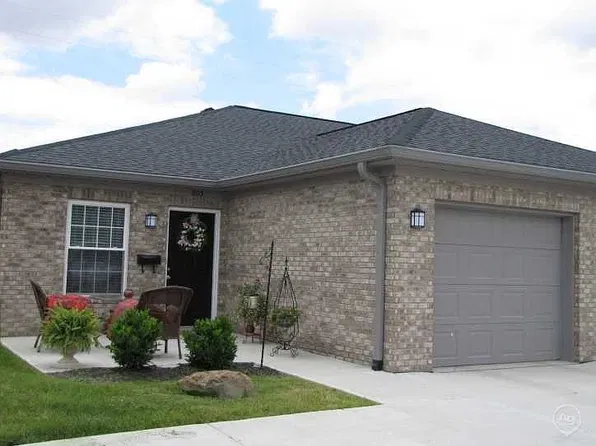 Barret Blvd, Greenleaf Court