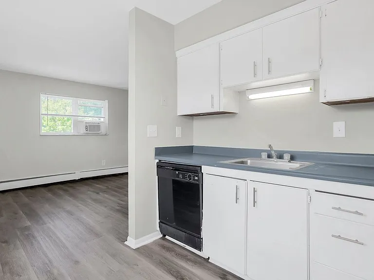 2405B Belcher Dr — Photo 25