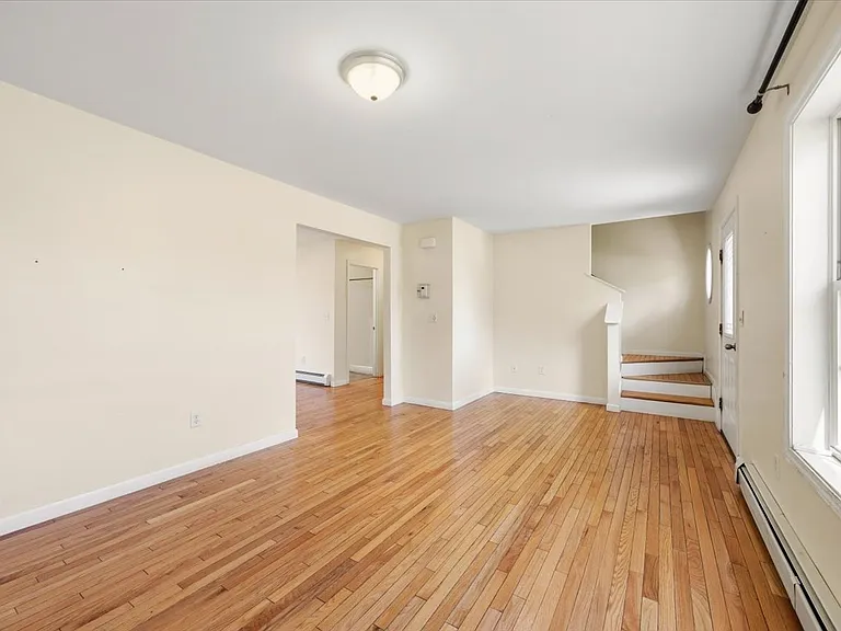 6 Stephanie Dr — Photo 5