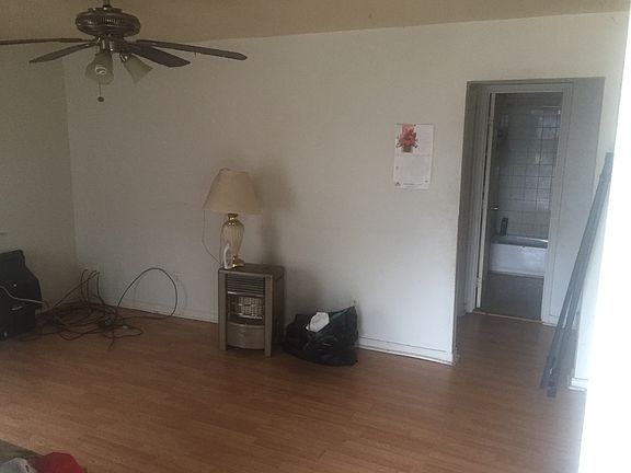 5th image of 5928 Diaz Ave