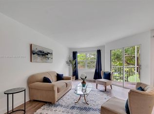 1200 SW 125th Ave APT 302L, Pembroke Pines, FL 33027