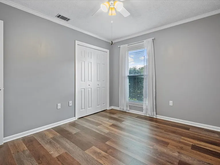 210 Pine Grove Dr — Photo 29