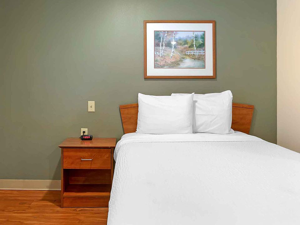 Studio Suite - 1 Queen Bed