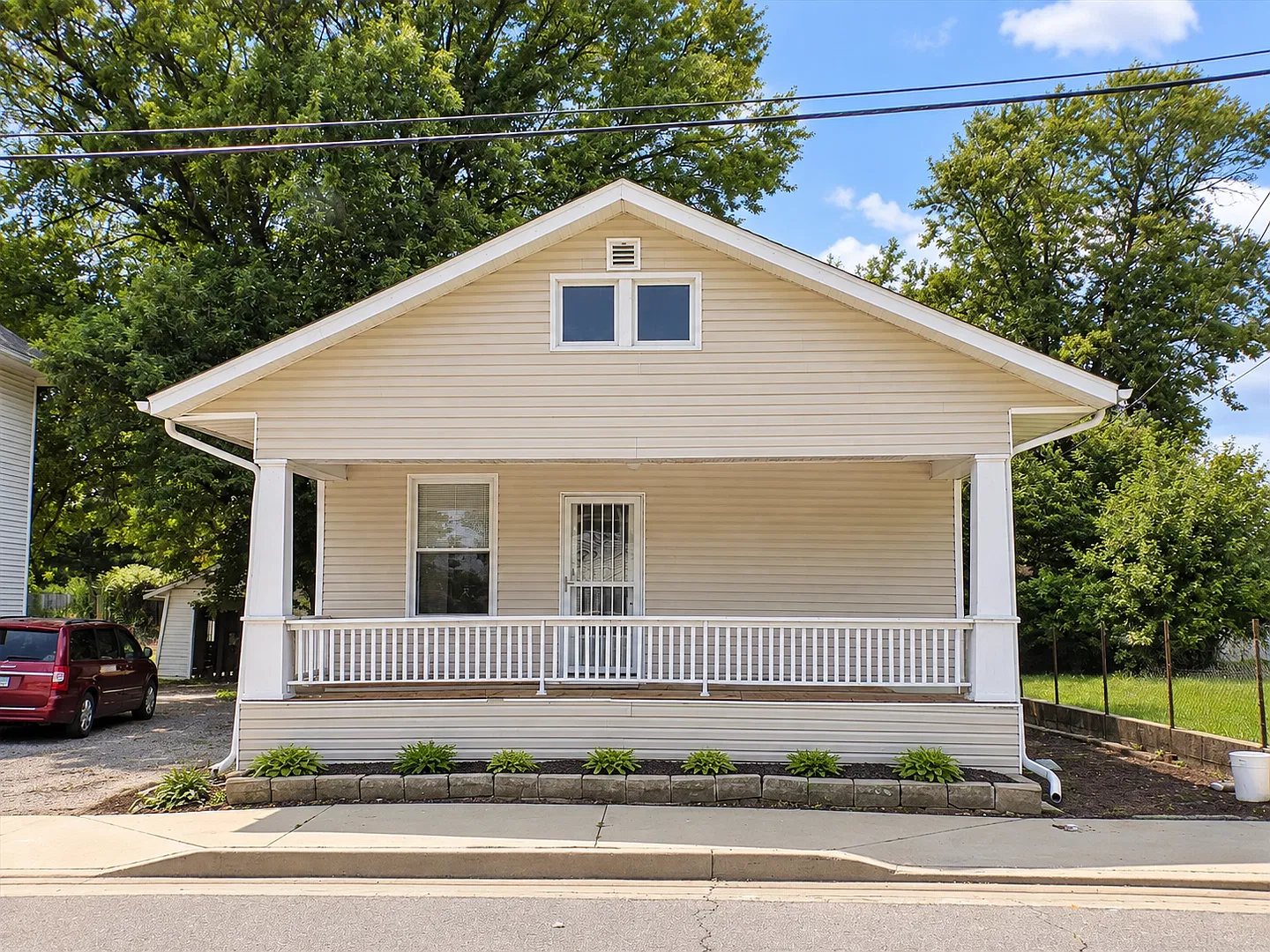 Cozy 2-Bedroom Home in Galesburg with Detached Garage! — Photo 1