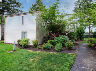 10251 SW Trapper Ter, Beaverton, OR 97008