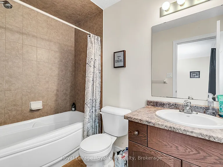 355 Macalister Blvd #9 — Photo 16