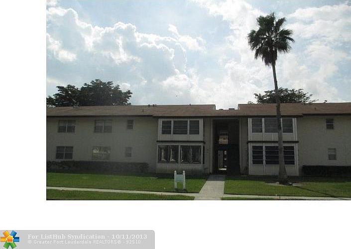 1st image of 355 W Laurel Dr APT 1