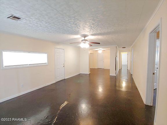 2nd image of 572 N Avenue D