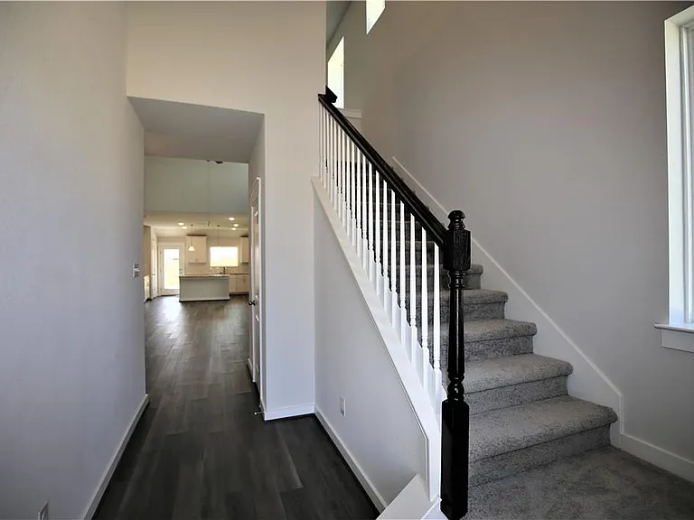 635 Pheasant Hill Ln — Photo 16