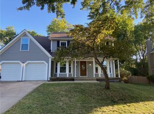 8240 Bell Rd, Lenexa, KS 66215