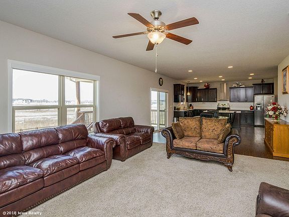 3rd image of 9729 Brightwater Dr