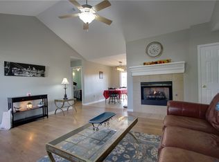 139 Rob St, Farmington, AR 72730