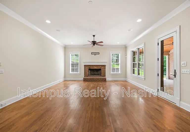 7 Crooked Stick Ln — Photo 31