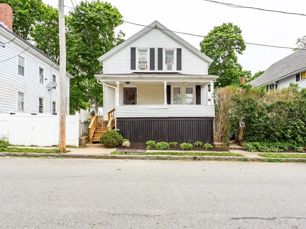 232 Park St, New Bedford, MA 02740