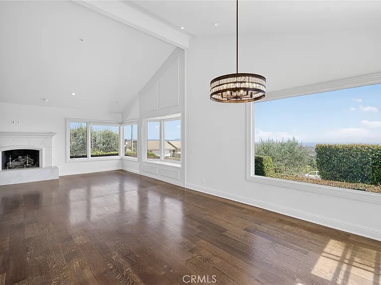 32201 Sea Island Dr — Photo 11