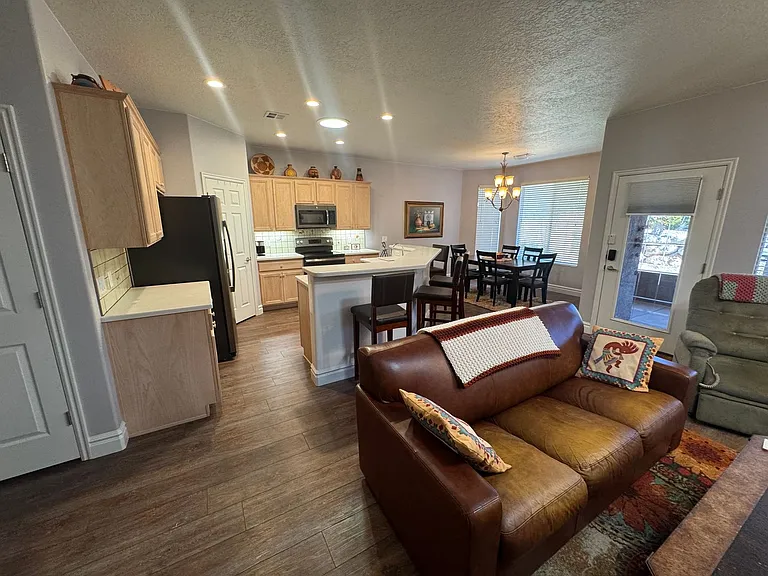 1806 W Sunstar Dr — Photo 17