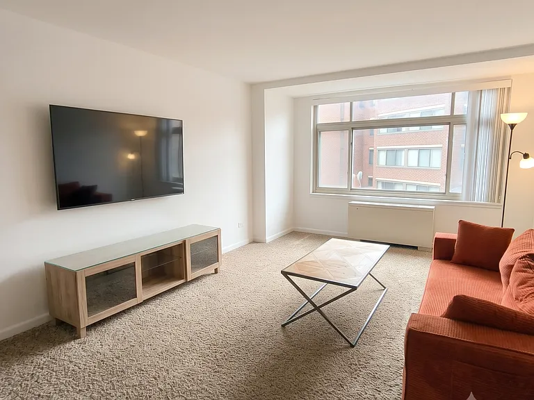2401 H St NW #812 — Photo 1