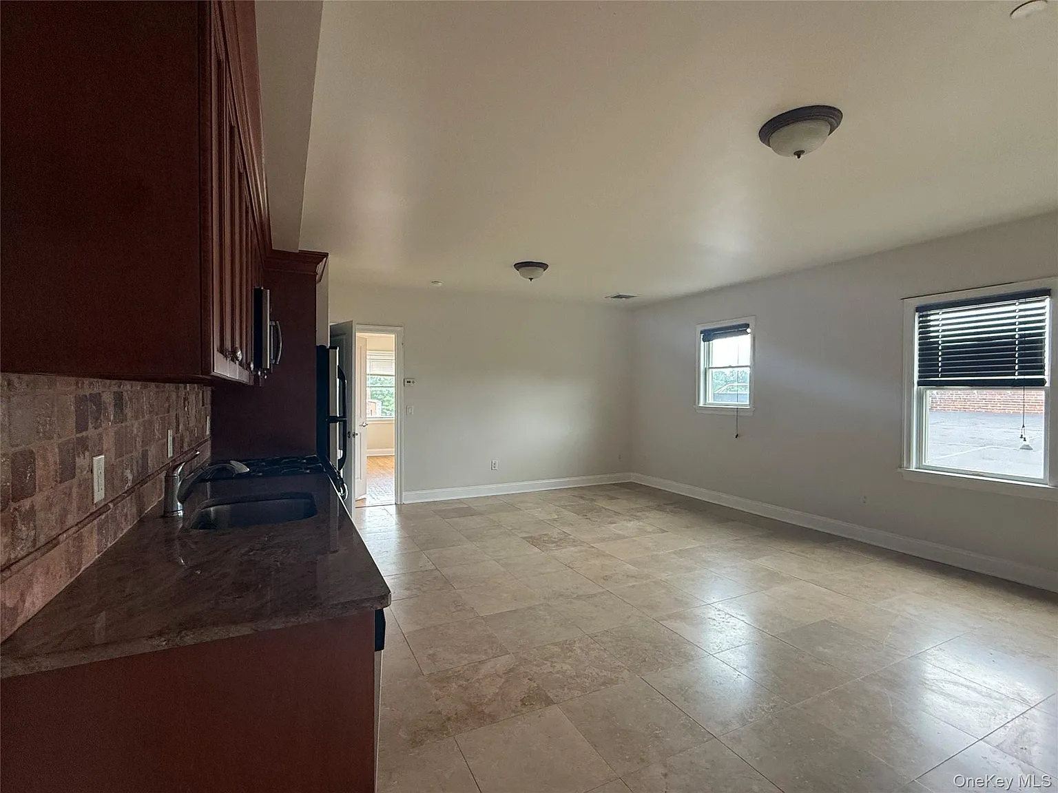1 bed, 1.0 bath, 650 sqft, $2,250 — Photo 2