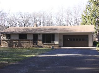 360 Willow Ln, Hudson, WI 54016