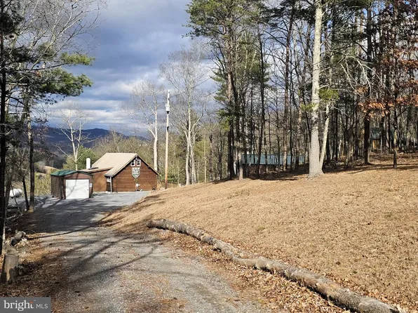 211 Martin Rd, Artemas, PA 17211