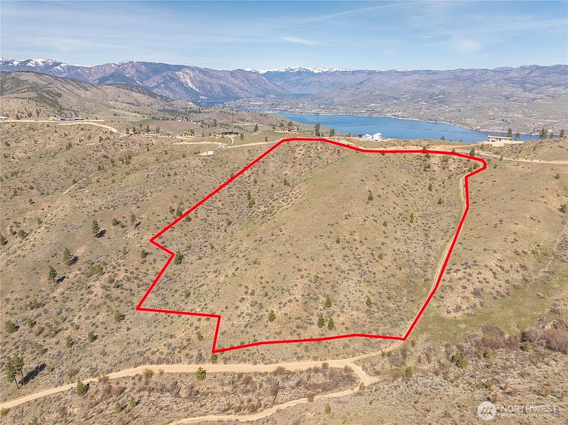 3rd image of 295 Hawks Ridge Road