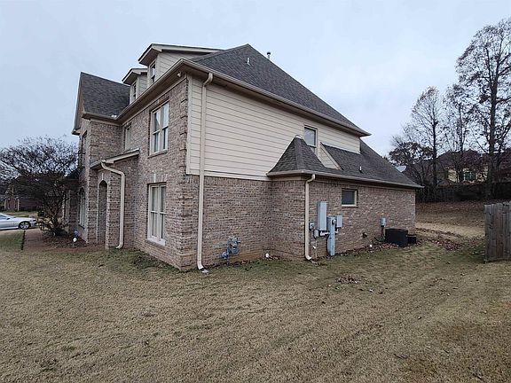 4th image of 10464 Pisgah Forest Ln