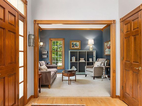 3rd image of 1600 Starbridge DRIVE