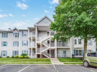 282 Kempsey Dr, North Brunswick, NJ