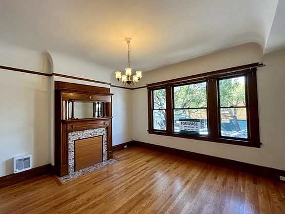 3rd image of 1419 Vallejo St