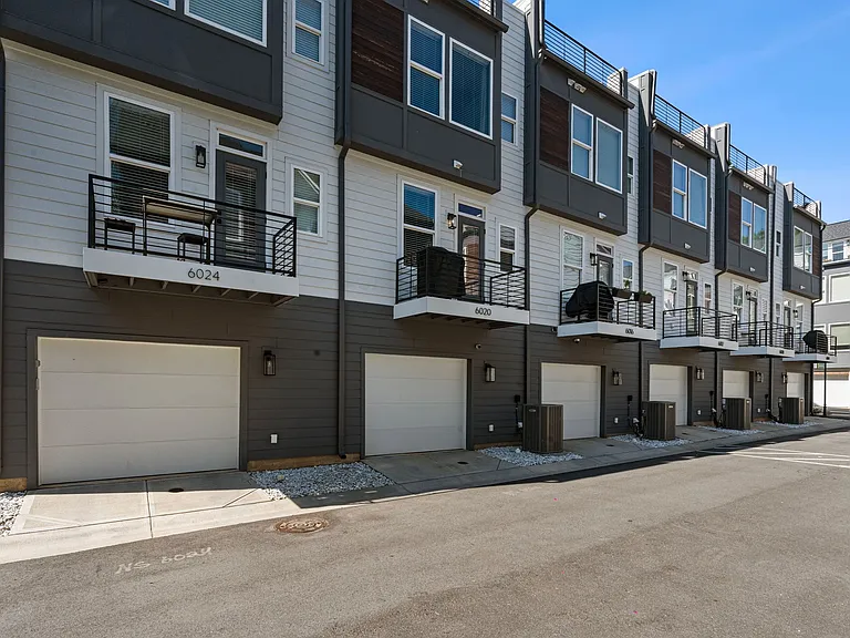 6020 Irwins Branch Dr — Photo 31