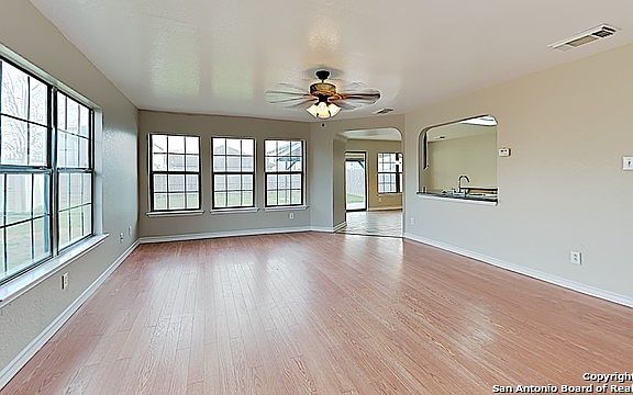 3rd image of 9802 Sunset Pl