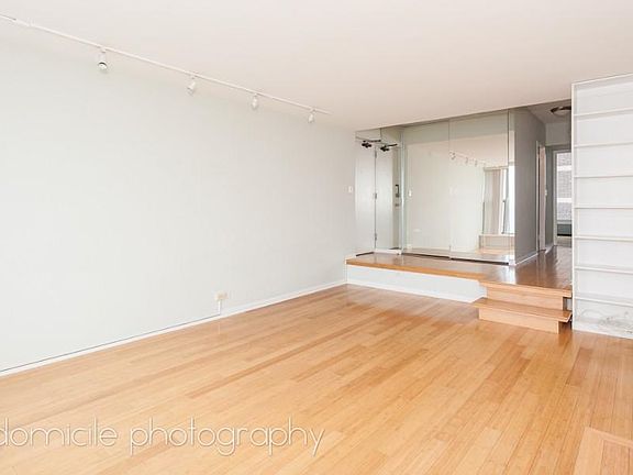 3rd image of 3200 N Lake Shore Dr APT 2604