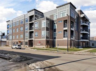 200 3rd Ave SW APT 403, Cedar Rapids, IA 52404