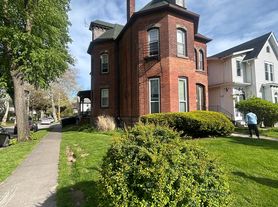 42 Rowley St, Rochester, NY