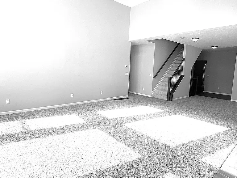 9083 Hawk Hill Way — Photo 7