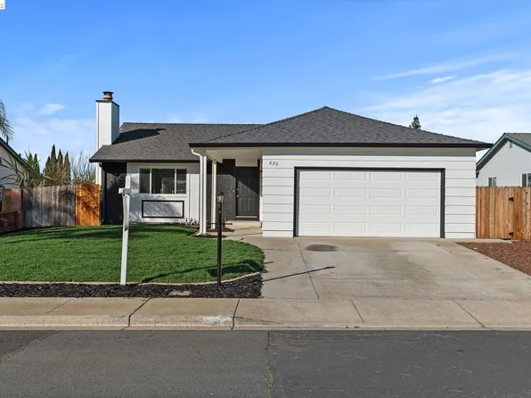 620 Almond Dr, Oakley, CA 94561