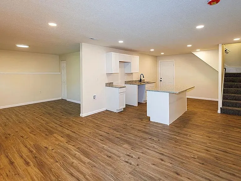2409 SW Fillmore St — Photo 17