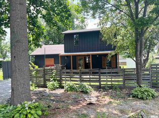 215 N Seba St, Hurst, IL 62949