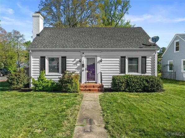 2 E Union St, Sandston, VA 23150